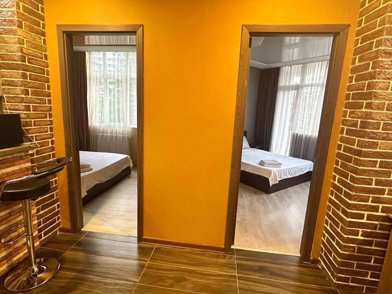 Marnika Apartment Батуми Экстерьер фото